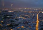 noční Paříž  pohled z Montparnasského mrakodrapu