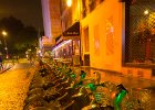 Paříž - květen 2012  noční Paříž - kola k zapůjčení
