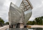 Nadace Luise Vuittona : Paříž 2021, architektura, odraz, předmět, voda